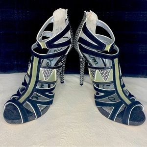 Sam Edelman Black and White Triangle and Spotted Heel!